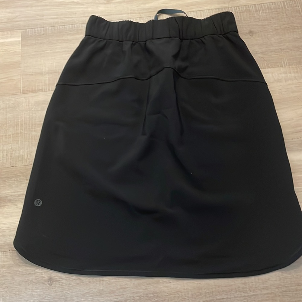 Lululemon On The Fly Skirt - Picture 5 of 5